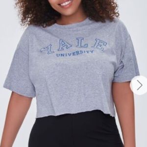Forever 21 Plus Knit Yale University Front Graphic Cropped T-Shirt - Grey/Blue